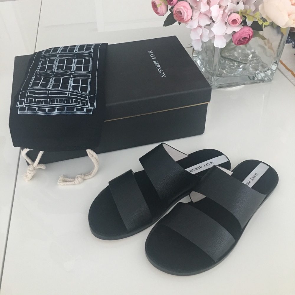 $280 MATT BERNSON Women's BLACK LEATHER Sandals 6